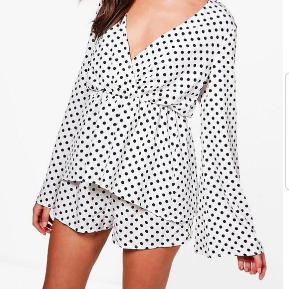 Boohoo Other - NWT Polka Dot Co-ord Top & Shorts